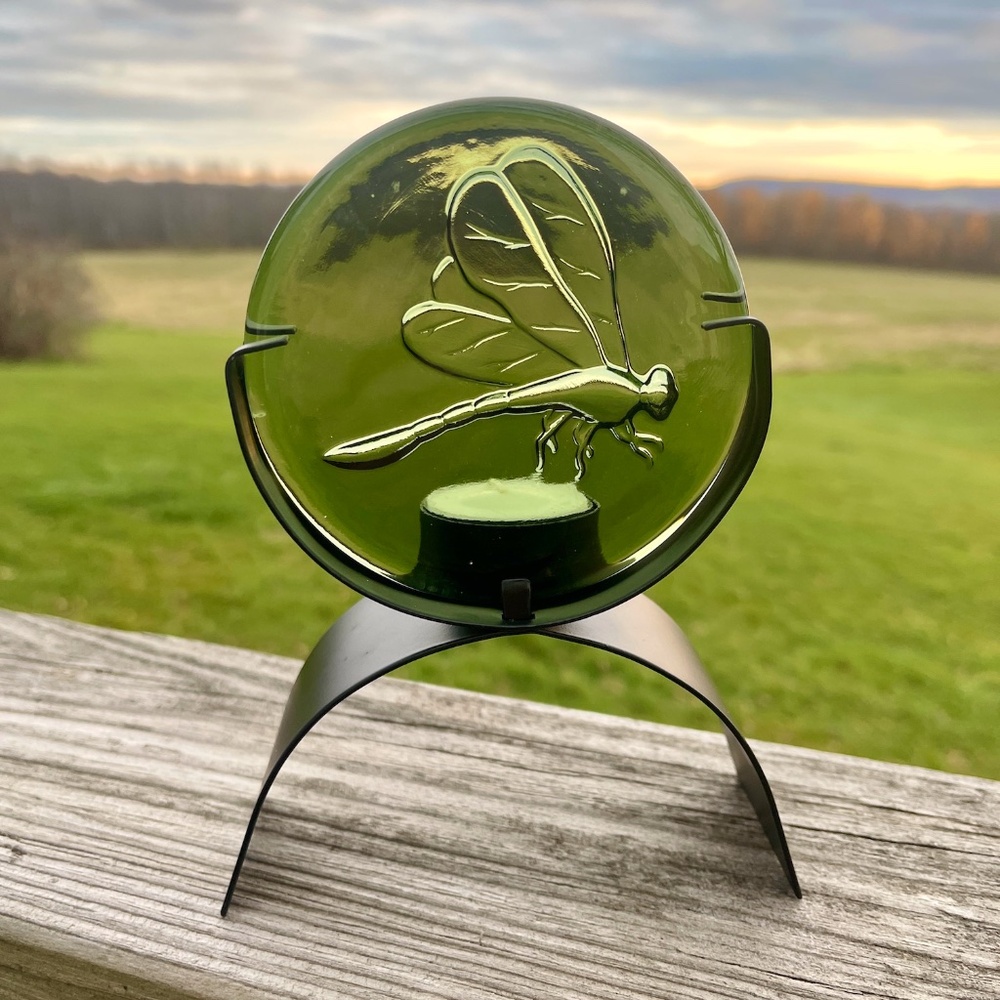 CASABLANCA CANDLE HOLDER - DRAGONFLY - 4 In Round Green Glass